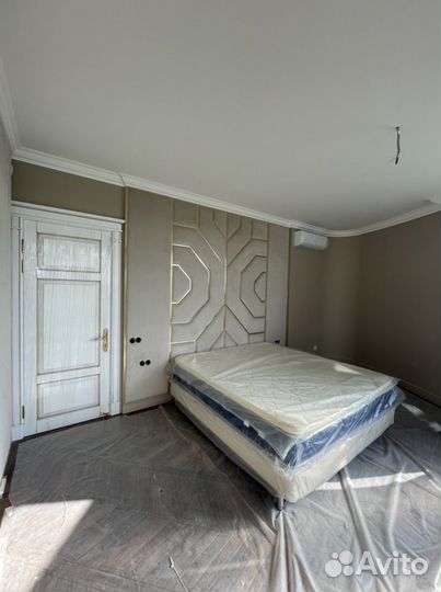 Кровать со Стеновой панелью