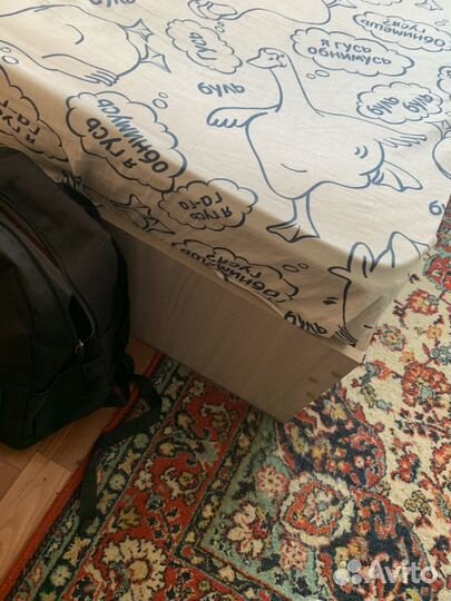 Кровать односпальная