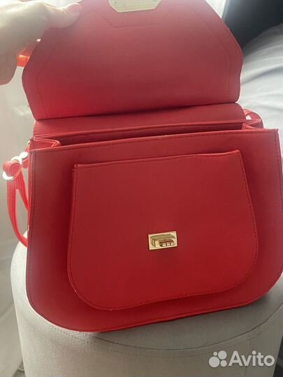 Сумка женская красная