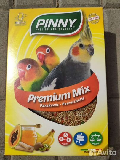 Корм для маленьких и средних попугаев