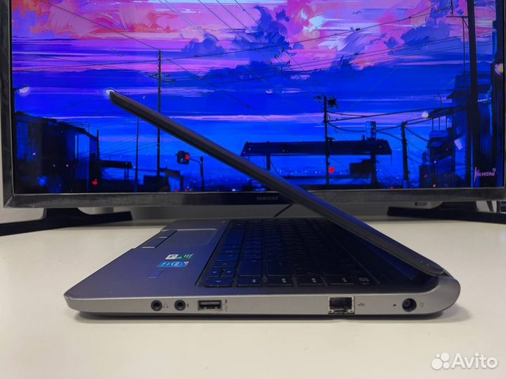 Ноутбук Hp 13.3 (Core i3/ 8gb ram/ SSD 256gb)