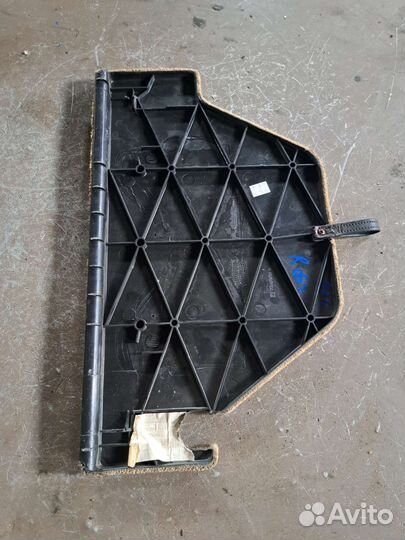 Обшивка багажника Range Rover Vogue