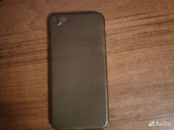 Чехол на iPhone 7