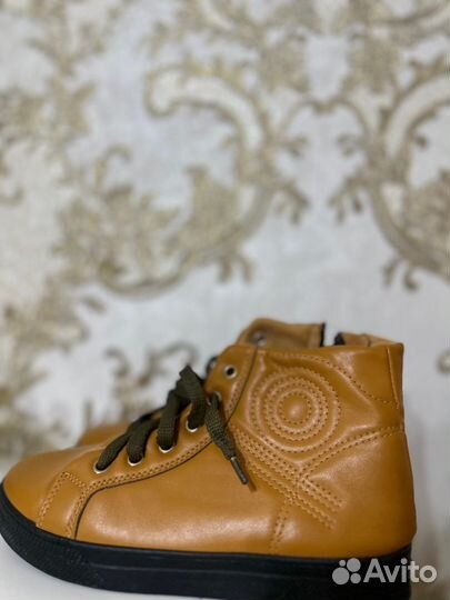 Ботинки женские осенние 38