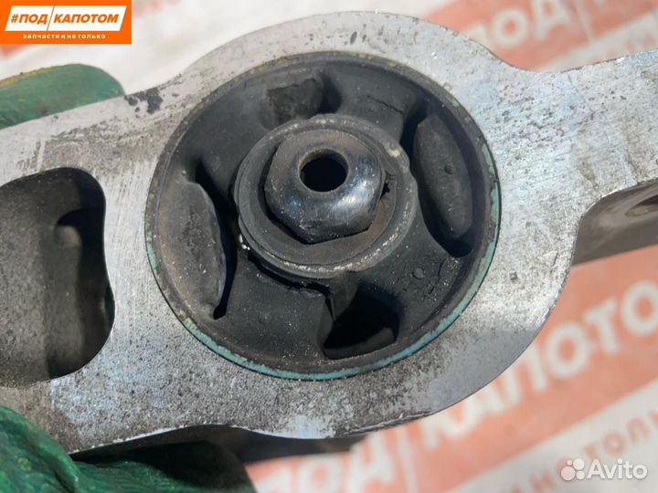 Рычаг передний левый нижний Volkswagen Passat B7