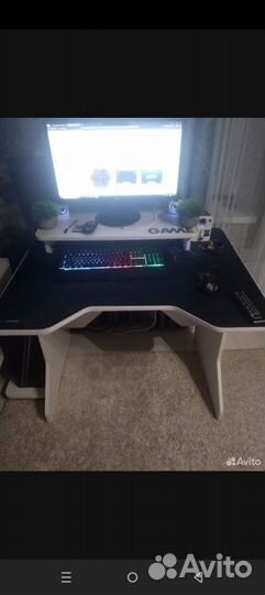 Компьютерный стол