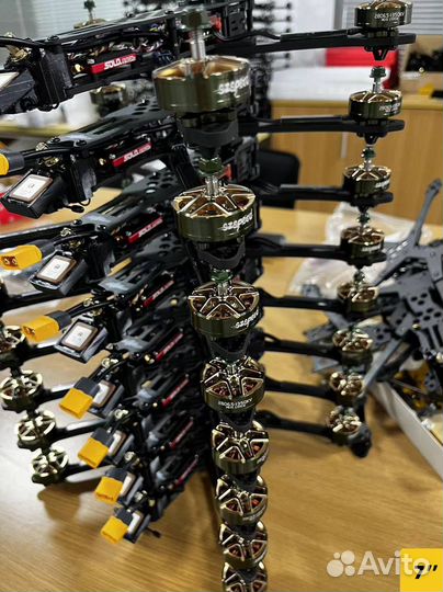 Квaдрoкoптeр fрv Пиранья 7 и 10 дюйм