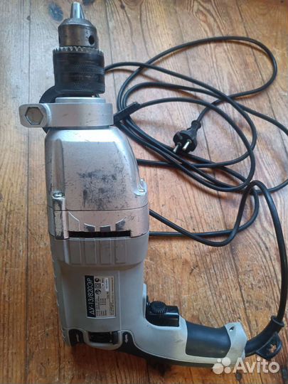 Ударная сетевая дрель Интерскол 810вт