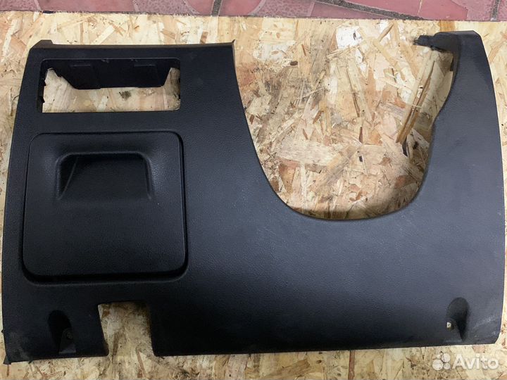 Geely emgrand ec7 накладка подрулевая