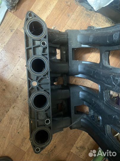 Впускной коллетор гранта/калина2 16кл