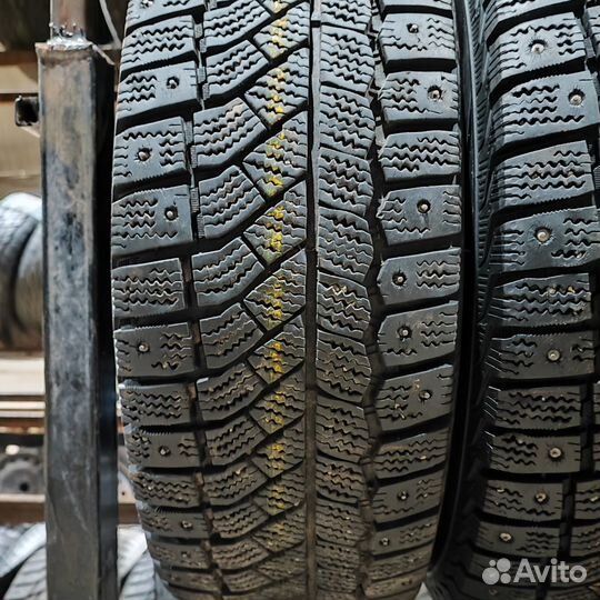 Viatti Brina Nordico V-522 195/60 R15 88T