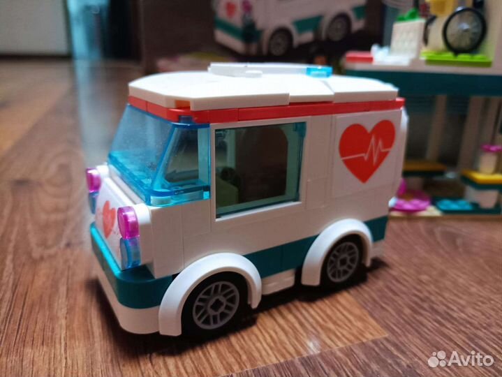 Lego friends больница