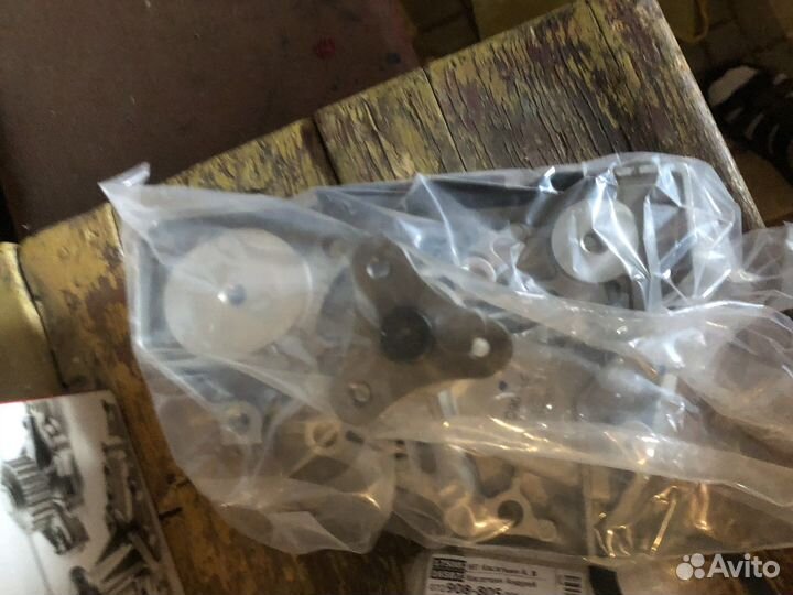 Продам новую помпу для киа спектры