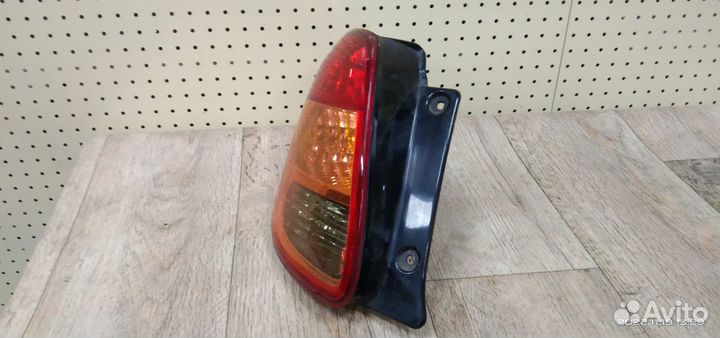 Фонарь задний левый Suzuki SX4