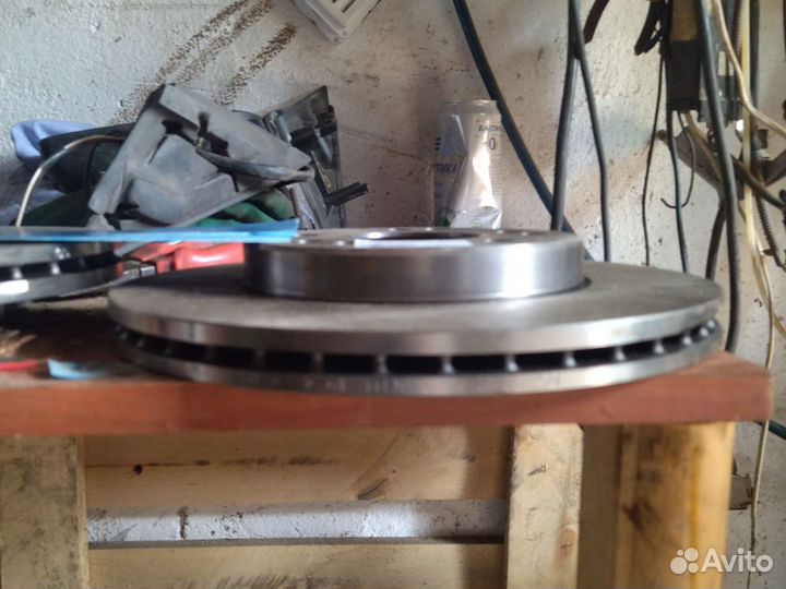 Диск тормозной w201 w124 мерседес