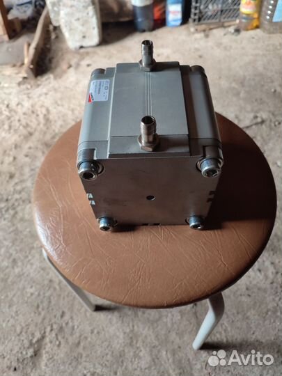 Пневмоцилиндр camozzi 31м2а100а060