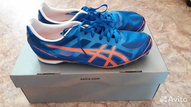 Шиповки для бега asics