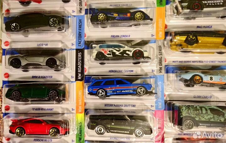 Hot Wheels коллекционные модели машинки запак мейн