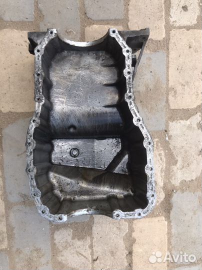 Поддон двигателя Рено Меган 1 K7M