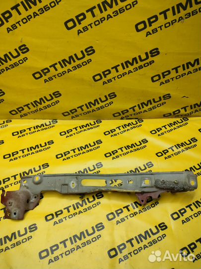 Кронштейн крыла передний левый Renault Megane 2