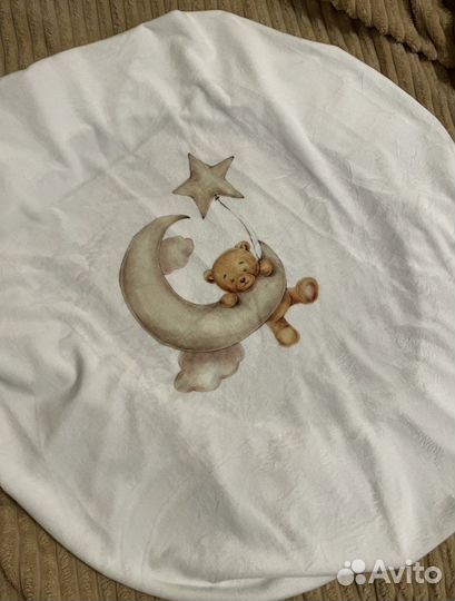 Наматрасник на круглую кроватку и простынки новое