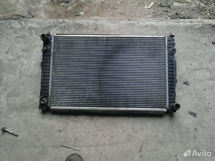Радиатор Audi,Volkswagen