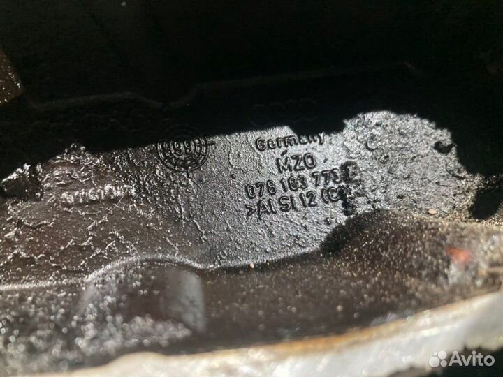 Крышка вентиляции картерных газов Audi A6 C5 APS