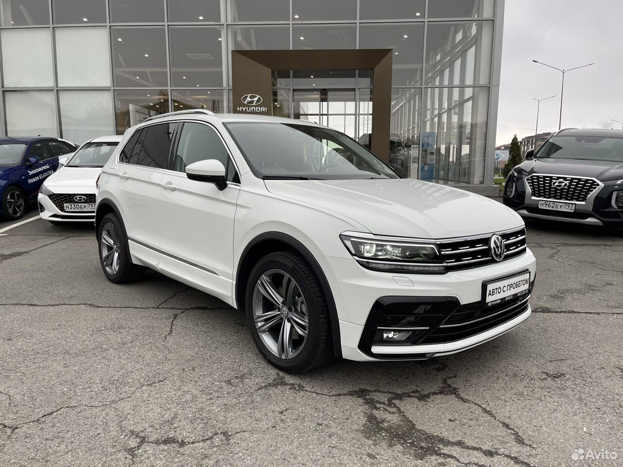 Volkswagen Tiguan 2.0 AMT, 2019, 5 000 км купить во Владикавказе |  Автомобили | Авито