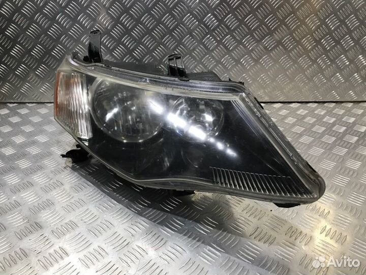 Фара передняя правая Mitsubishi Outlander Xl