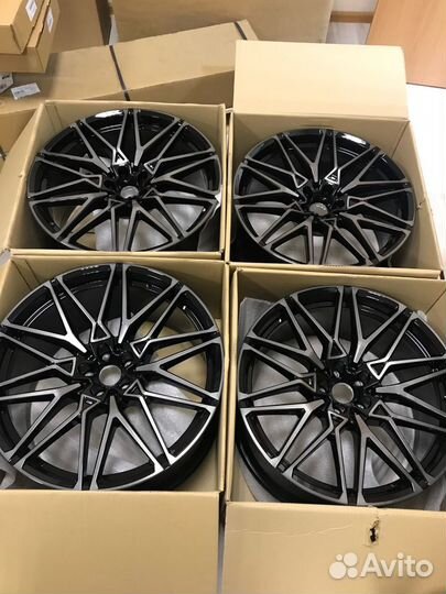 Диски BMW F95 / F96 X5M X6M R21 R22 стиль 818M