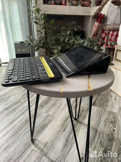 iPad 3 64gb Wi-Fi + Sim,чехол BMW,Logitech K480