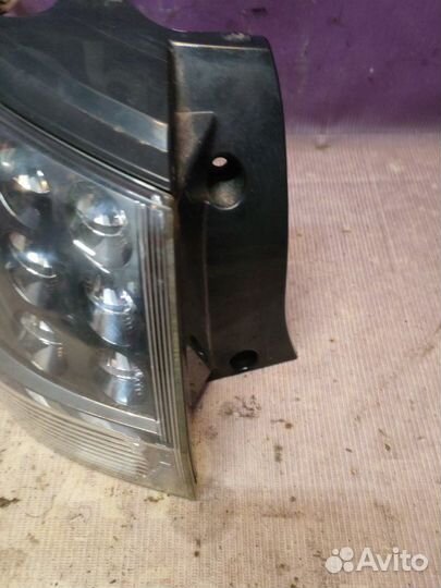 Фонарь задний левый Mitsubishi Outlander Xl