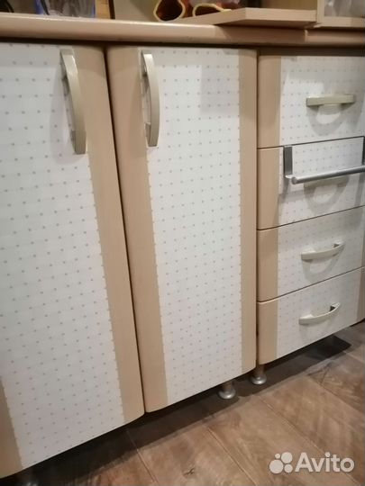 Кухонный гарнитур угловой бу