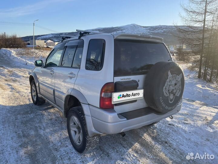 Suzuki Escudo 2.0 AT, 2000, 302 000 км
