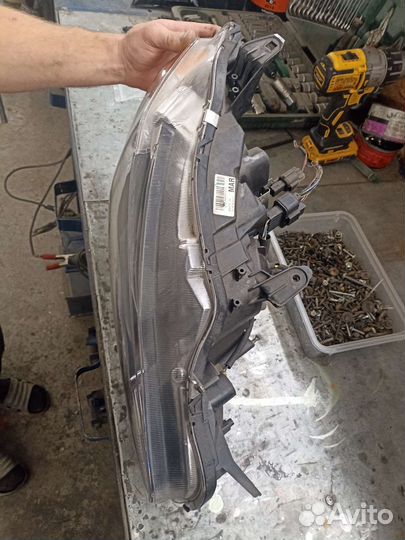 Передние фары Lancer 10