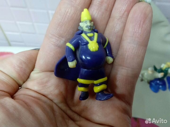 Игрушки из киндера Три богатыря