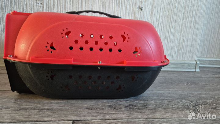 Переноска для кошек и собак пластиковая бу