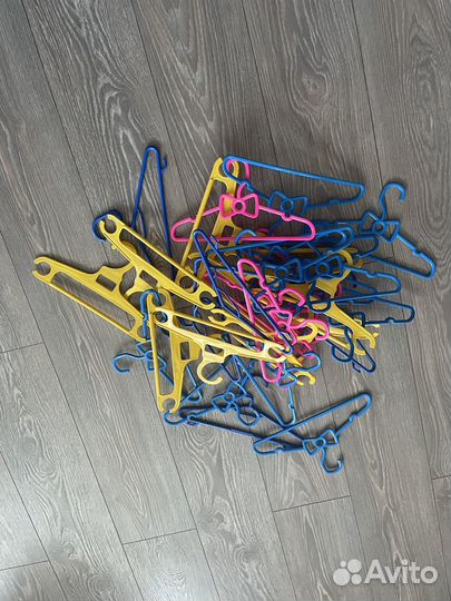 Детские вешалки (0-7лет)