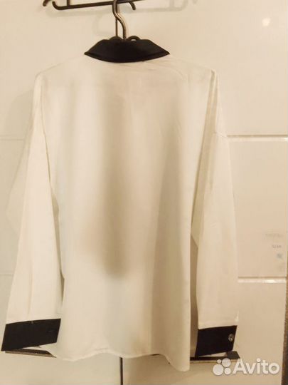 Костюм женский 46-48 новый