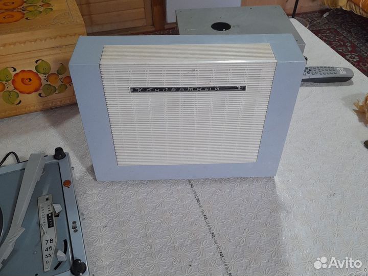 Проигрыватель винила СССР