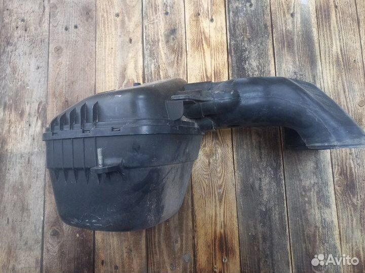 Резонатор воздушного фильтра Subaru Forester EJ20C