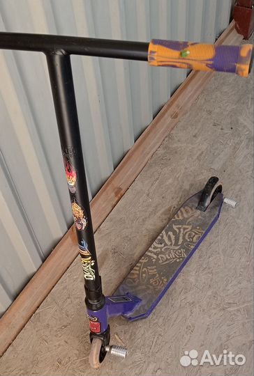 Трюковой самокат