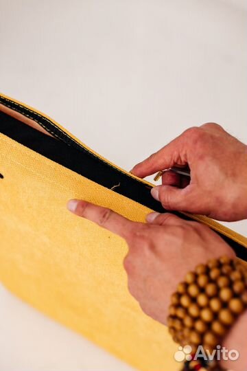 Кресло из дерева