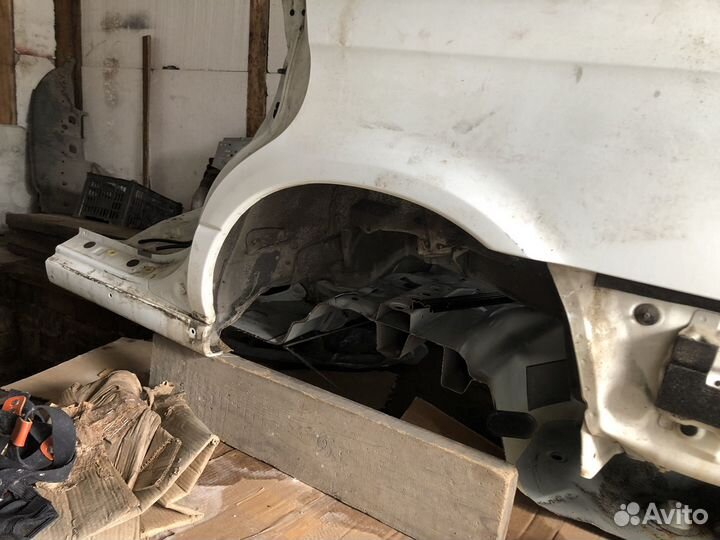 Задние крылья Subaru legacy BH