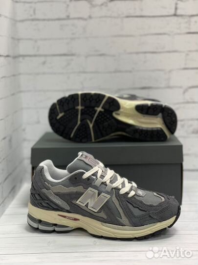 Кроссовки New Balance 1906r