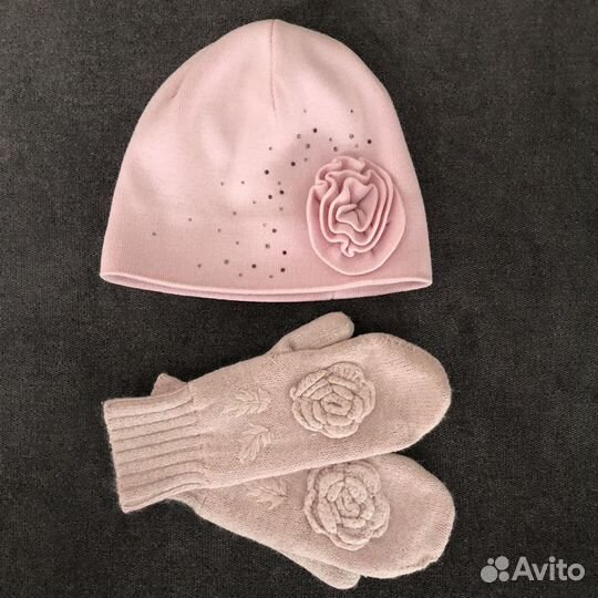 Варежки шапки на девочку листайте