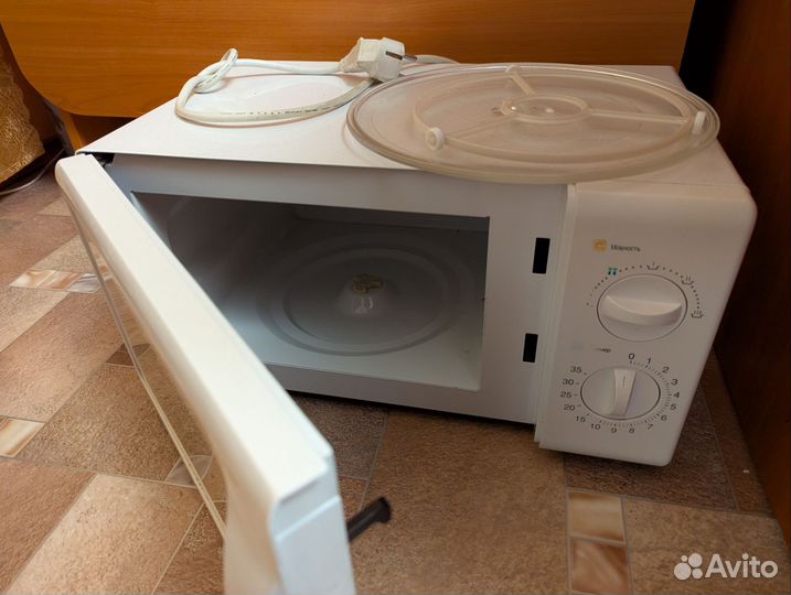 Микроволновка на запчасти