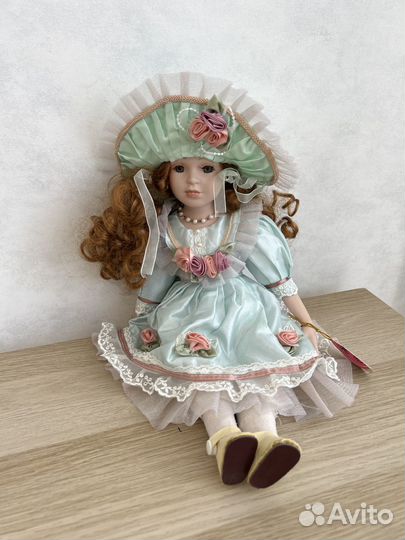 Кукла фарфоровая remeco collection