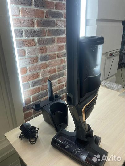 Пылесос ручной (handstick) Miele smul0 Triflex HX1