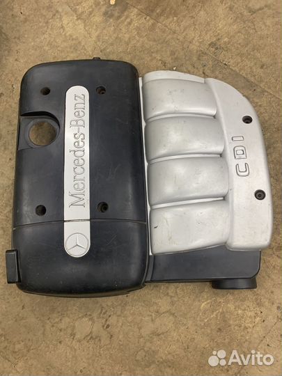 Накладка даигателя ом611